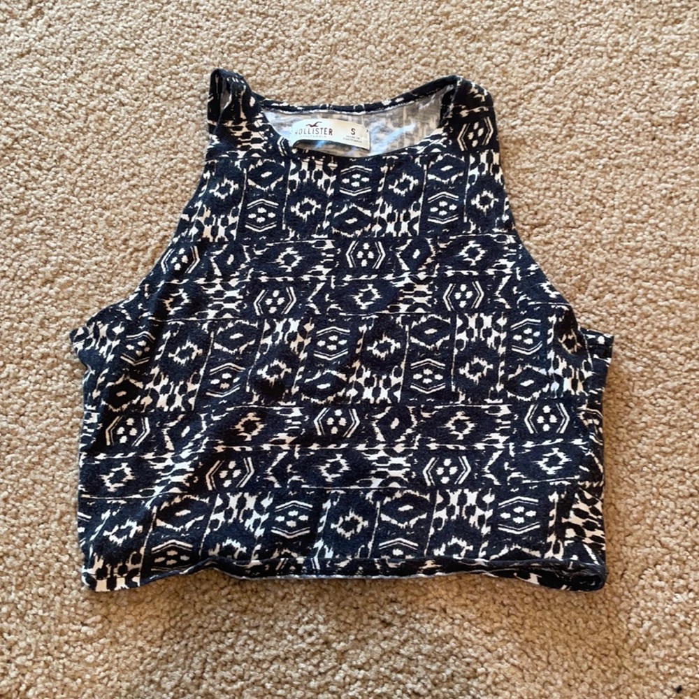 Hollister crop